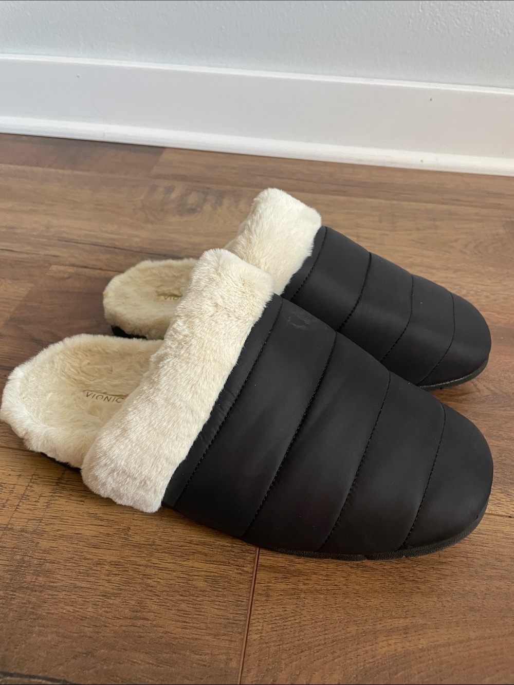 Vionic Josephine Mule Slippers Size 9‎